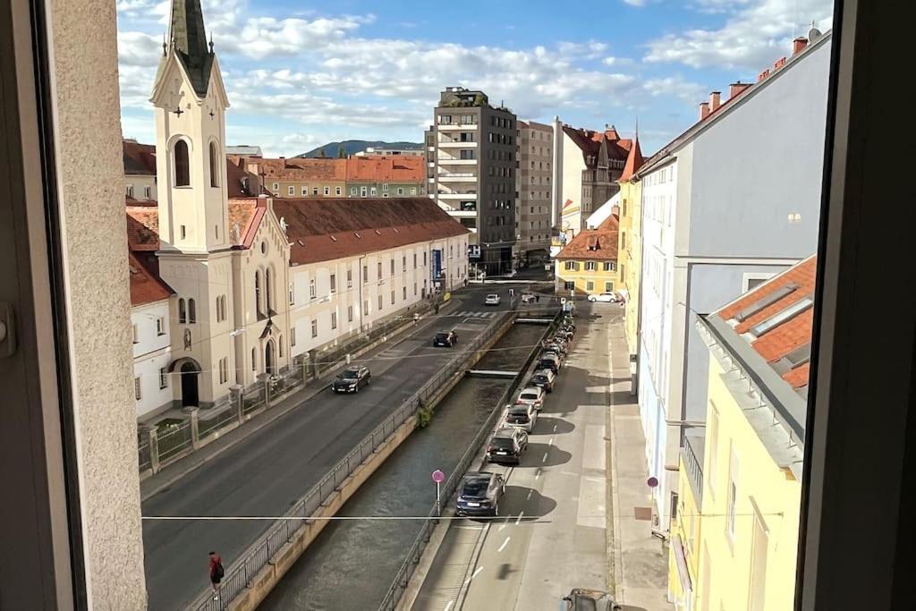 Cozy City Center Apartment Graz Exterior photo